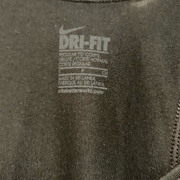 Workout tank - Picture 3 of 3